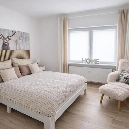 Perle Am Waltenberg, 85 Qm Ferienwohnung, Sauna, Zwei Wohnungen In Einer! Winterberg